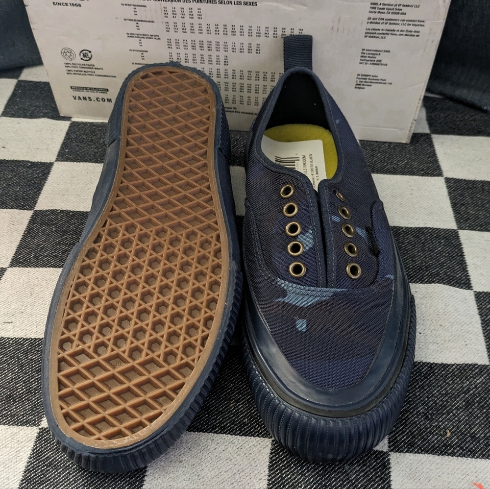 Vans Authentic HF Dress Blues Navy Camo Women 9.5 VNOA3MU1UL5108 Cap Toe NWT - Picture 8 of 10
